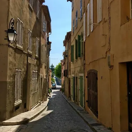 La Maison Du Clocher